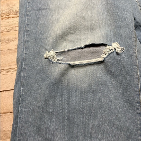 Torrid Perfect Wide Leg  Stretch Mid Rise Light Wash Jeans Women Size 24 - Picture 13 of 15